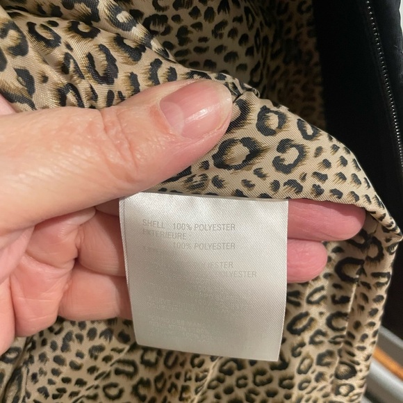 NWT Liz Claiborne Black Quilted Coat. Size Large - Picture 6 of 7